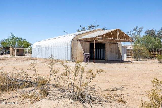 15761 W HOPI Drive, Casa Grande, AZ 85122