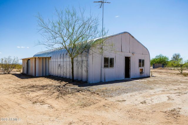 15761 W HOPI Drive, Casa Grande, AZ 85122