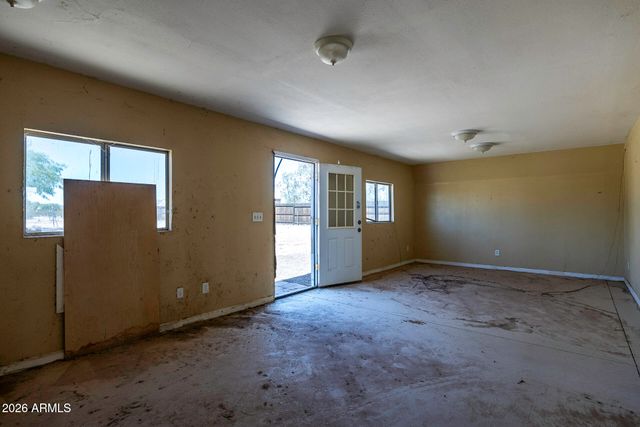 15761 W HOPI Drive, Casa Grande, AZ 85122