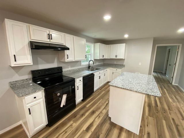 21 S Elizabeth Street, Dover, AR 72837