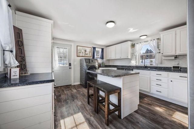 10130 E County Road A, Janesville, WI 53546