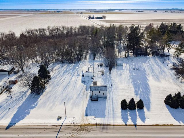 10130 E County Road A, Janesville, WI 53546