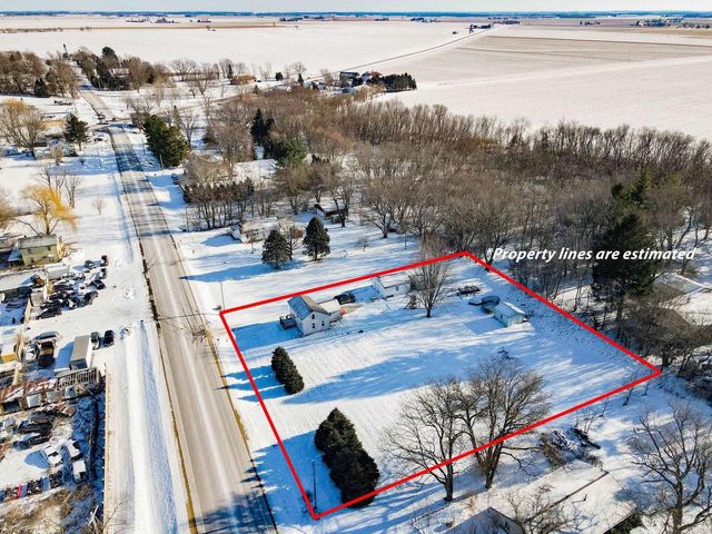 10130 E County Road A, Janesville, WI 53546