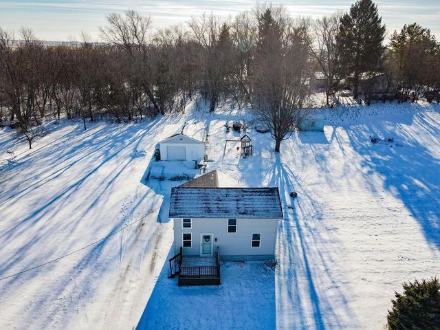 10130 E County Road A, Janesville, WI 53546