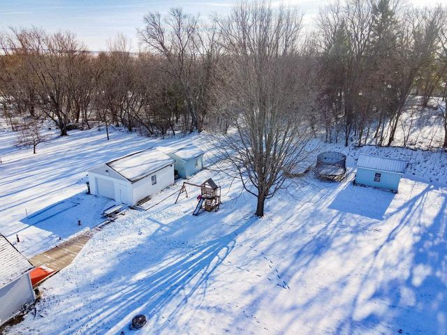 10130 E County Road A, Janesville, WI 53546