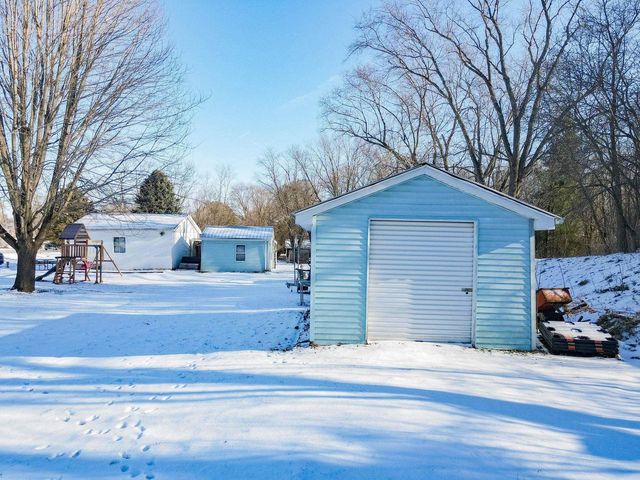 10130 E County Road A, Janesville, WI 53546