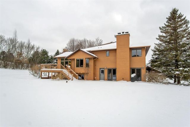 S7645 Crestview Drive, Eau Claire, WI 54701