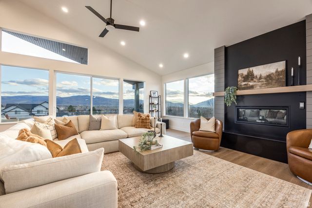 975 E MILL RD, Heber City, UT 84032