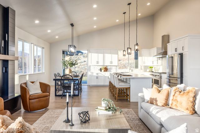 975 E MILL RD, Heber City, UT 84032