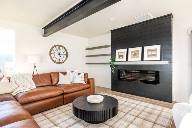 975 E MILL RD, Heber City, UT 84032