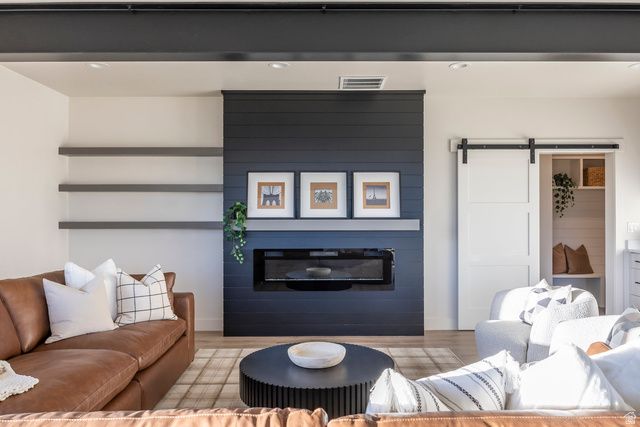 975 E MILL RD, Heber City, UT 84032