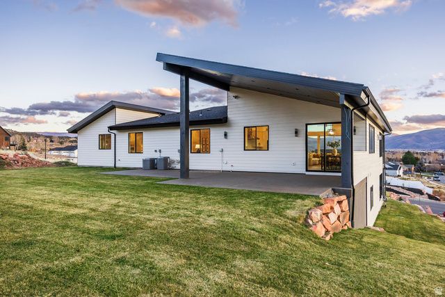 975 E MILL RD, Heber City, UT 84032