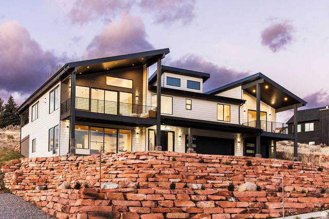 975 E MILL RD, Heber City, UT 84032