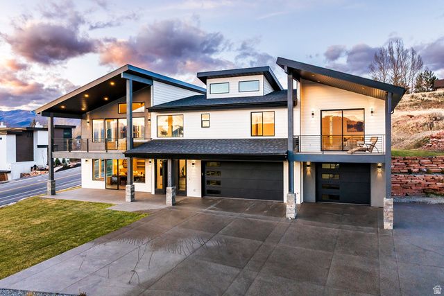 975 E MILL RD, Heber City, UT 84032