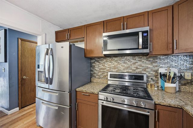 3909 13th Avenue SE, Cedar Rapids, IA 52403