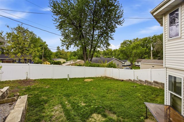 3909 13th Avenue SE, Cedar Rapids, IA 52403