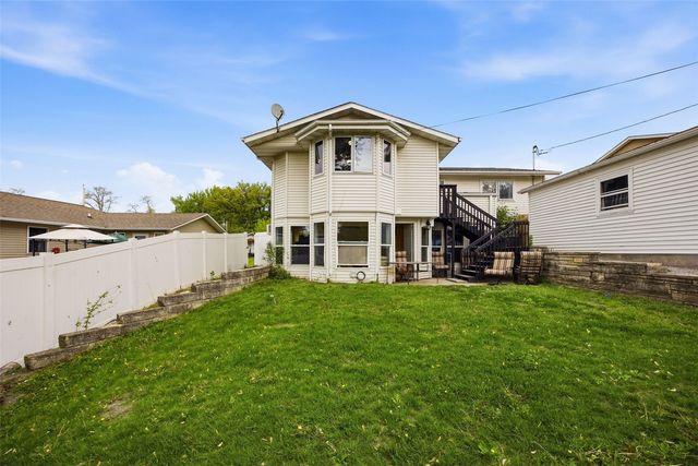 3909 13th Avenue SE, Cedar Rapids, IA 52403