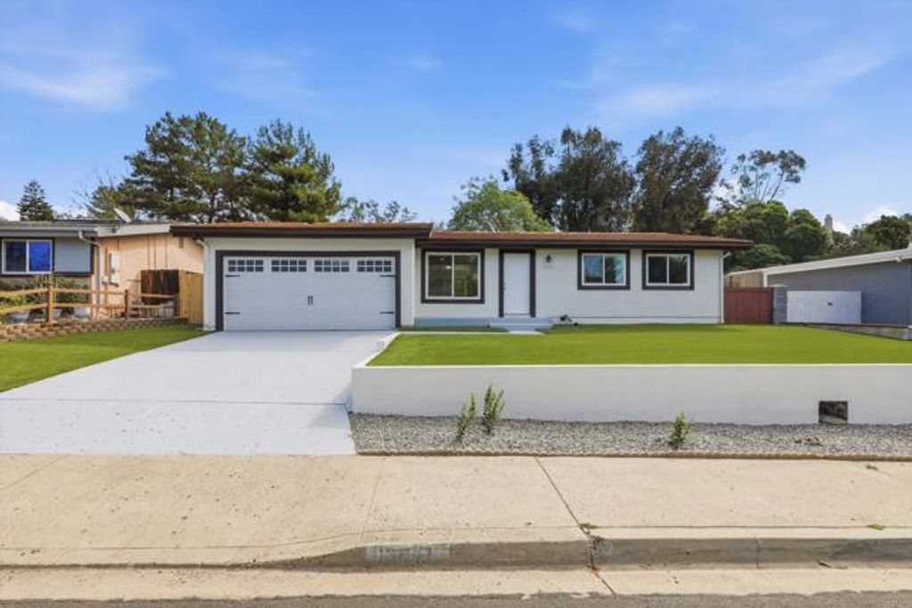 13641 Carriage Rd, Poway, CA 92064