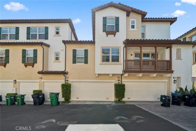 215 Dewdrop, Irvine, CA 92603