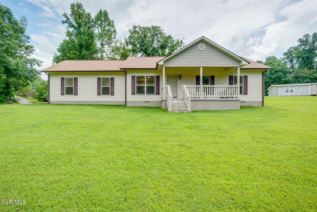 1103 Marbleton Road, Unicoi, TN 37692