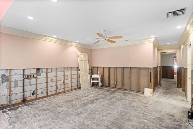 207 S SHERRILL STREET, Tampa, FL 33609