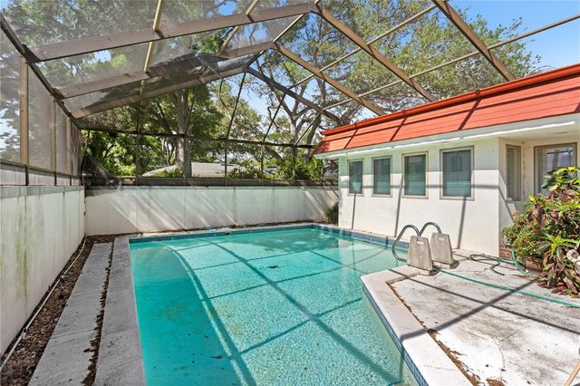 207 S SHERRILL STREET, Tampa, FL 33609