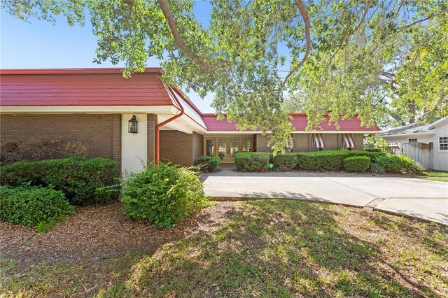 207 S SHERRILL STREET, Tampa, FL 33609