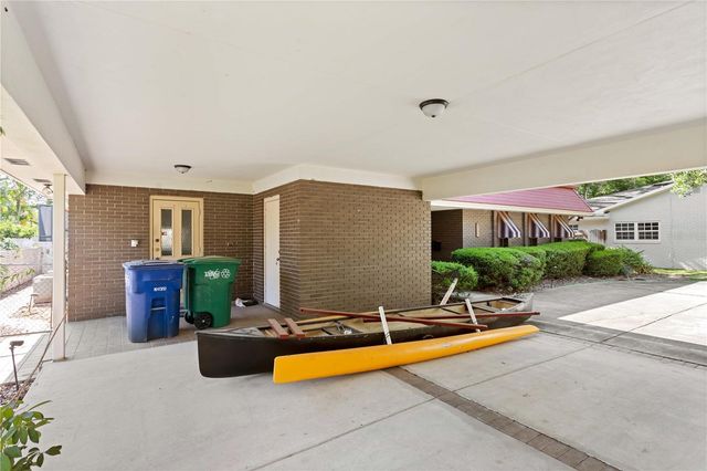 207 S SHERRILL STREET, Tampa, FL 33609