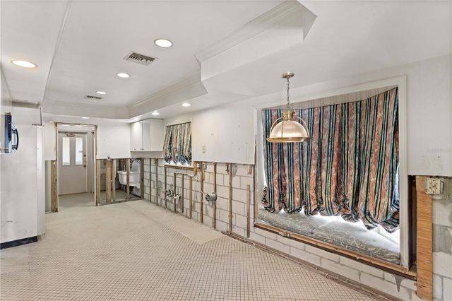 207 S SHERRILL STREET, Tampa, FL 33609