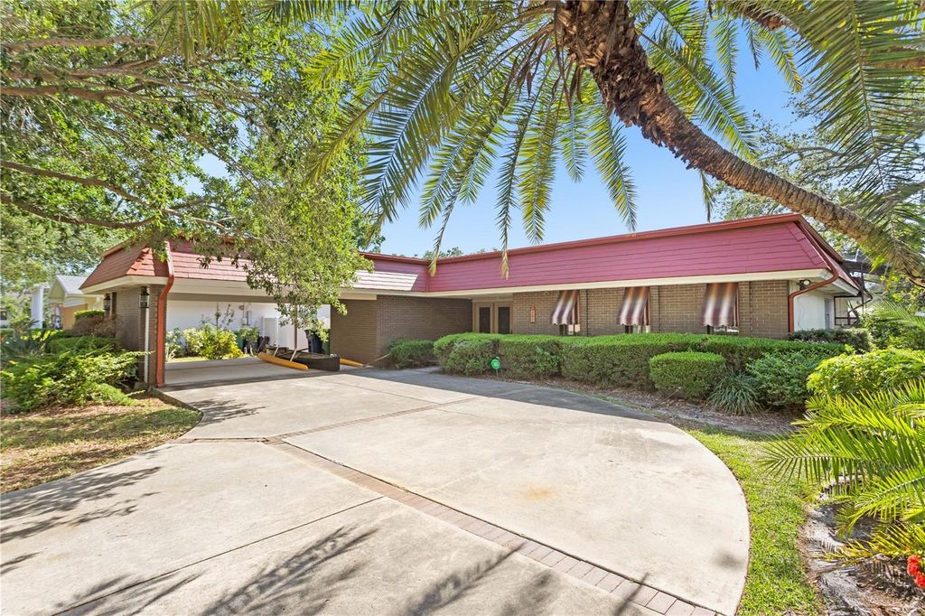 207 S SHERRILL STREET, Tampa, FL 33609