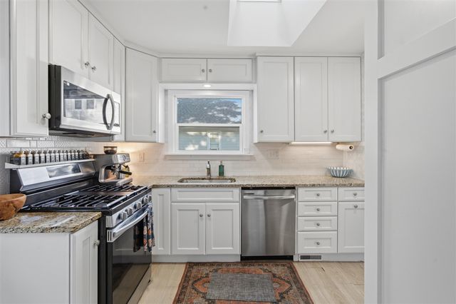 1323 Wolcott Avenue, Saint Joseph, MI 49085