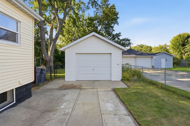 1323 Wolcott Avenue, Saint Joseph, MI 49085