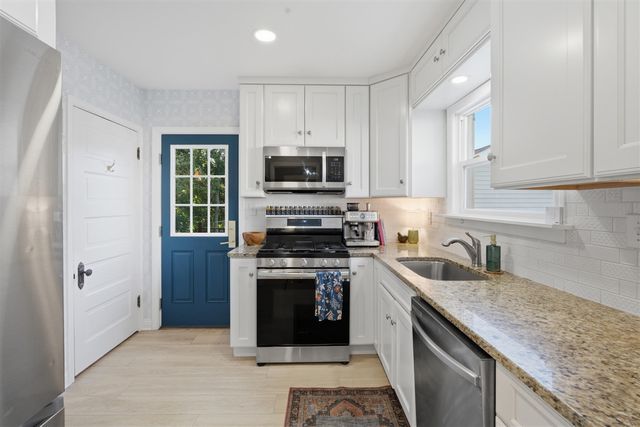 1323 Wolcott Avenue, Saint Joseph, MI 49085