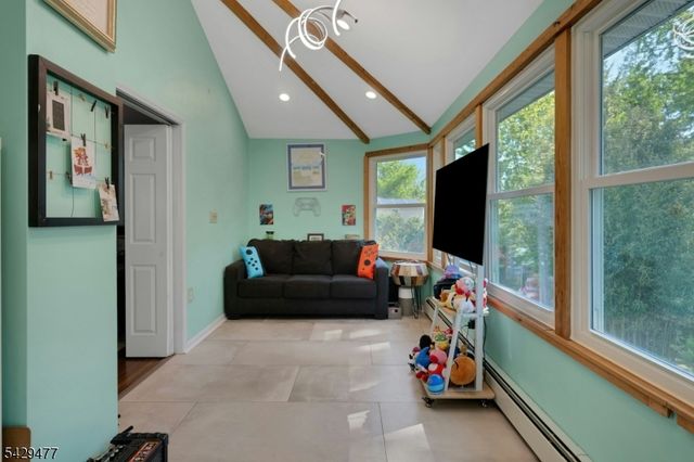 10 Ronald Ter, Springfield Twp., NJ 07081