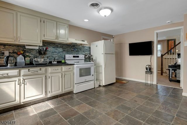 10 Ronald Ter, Springfield Twp., NJ 07081