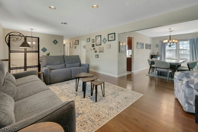 10 Ronald Ter, Springfield Twp., NJ 07081
