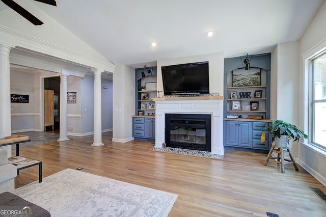 220 Connesena Road, Kingston, GA 30145