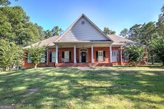220 Connesena Road, Kingston, GA 30145