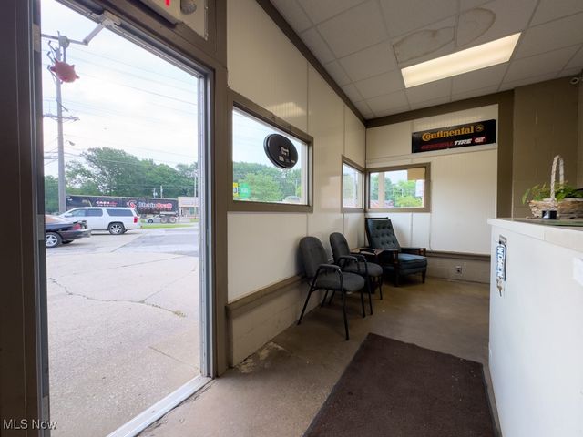 6100 W 130th Street, Brook Park, OH 44142