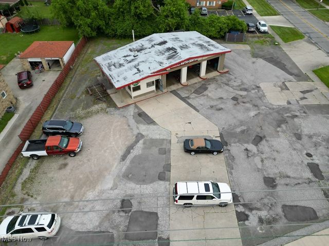 6100 W 130th Street, Brook Park, OH 44142