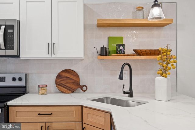 5525 OSAGE AVE, Philadelphia, PA 19143