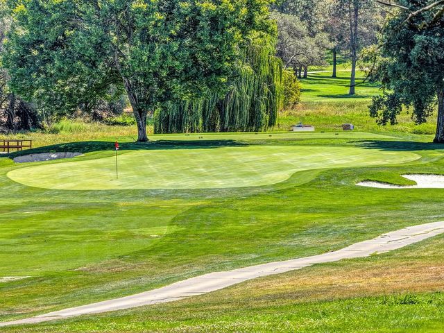 3455 Cambridge Rd, Cameron Park, CA 95682