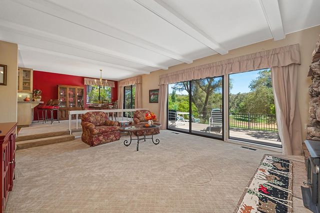 3455 Cambridge Rd, Cameron Park, CA 95682