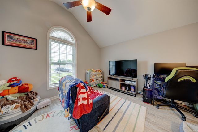 3606 Wayland Drive, Evansville, IN 47725