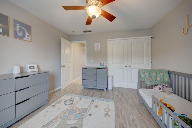 3606 Wayland Drive, Evansville, IN 47725