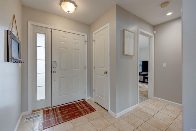 3606 Wayland Drive, Evansville, IN 47725