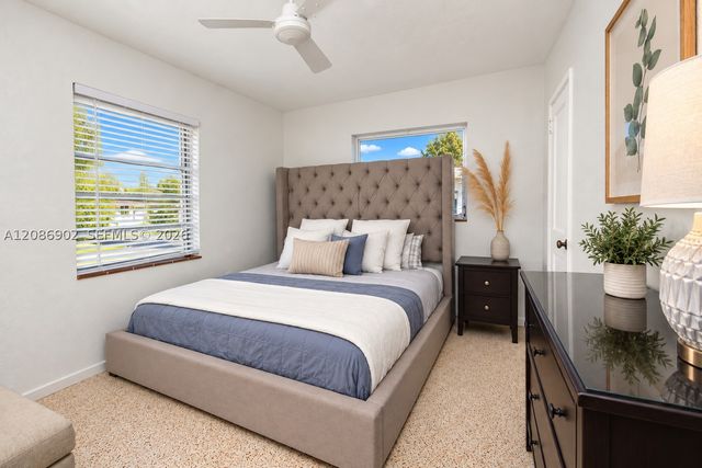 7330 SW 36th St, Miami, FL 33155