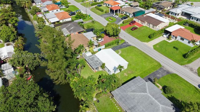 7330 SW 36th St, Miami, FL 33155