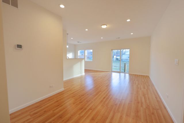 3739 W 139th Street, Robbins, IL 60472