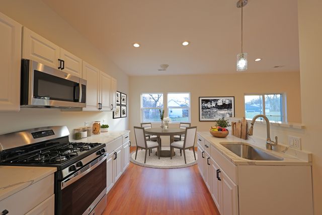 3739 W 139th Street, Robbins, IL 60472